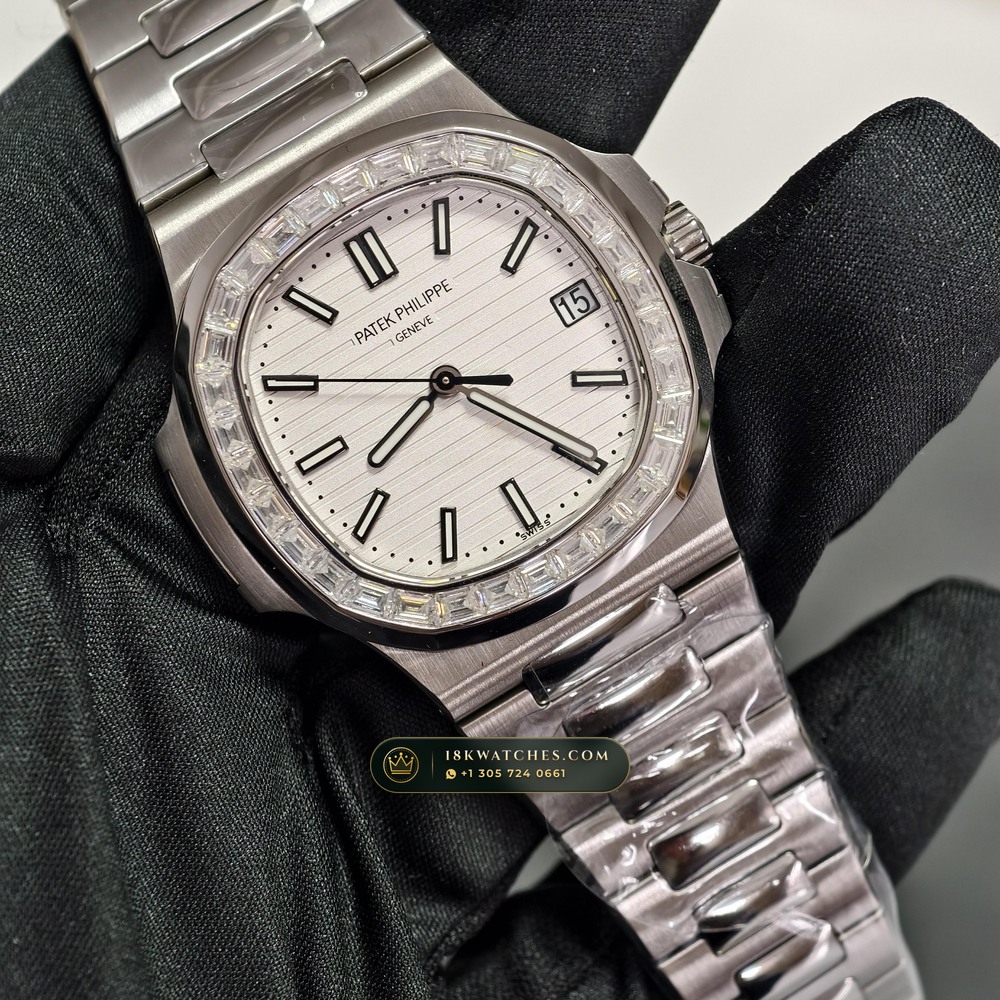 Patek Philippe Nautilus Self-Winding Diamond-Set Bezel Ref. 5711/1A-011 — Studio Gallery Plate III in 904L Stainless Steel Custom Architecture (115.4g Verified Mass, Patek Philippe Cal. 26-330 S C / Cal. 324 S C - 21K Gold Rotor)