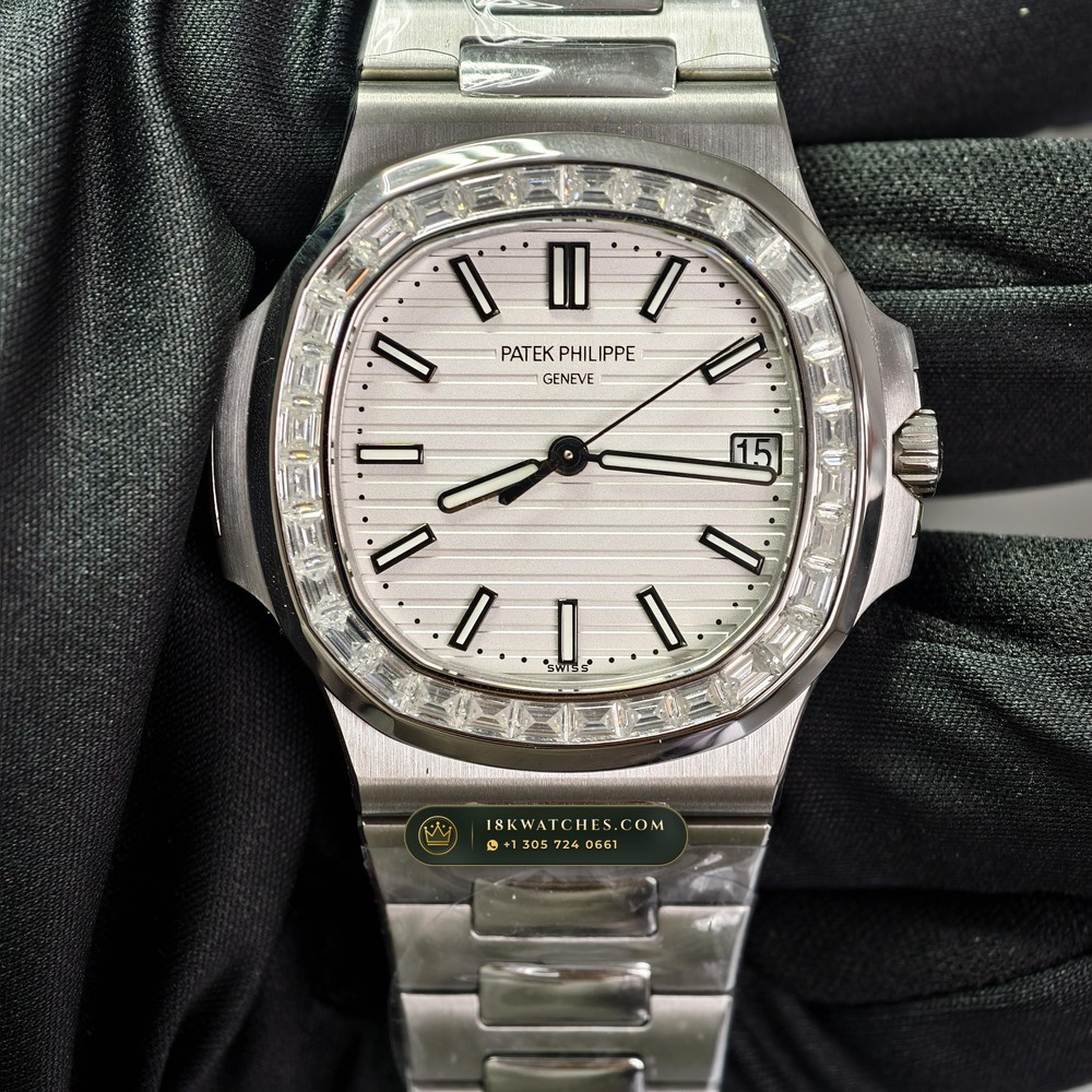 Patek Philippe Nautilus Self-Winding Diamond-Set Bezel Ref. 5711/1A-011 — Studio Gallery Plate IV in 904L Stainless Steel Custom Architecture (115.4g Verified Mass, Patek Philippe Cal. 26-330 S C / Cal. 324 S C - 21K Gold Rotor)