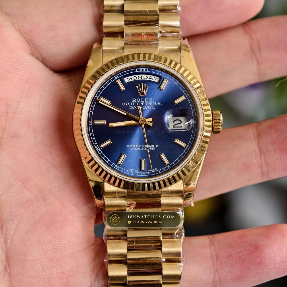 Rolex Day-Date 36 Graduated Royal Blue Sunburst Dial 18K Yellow Gold Ref. 118238