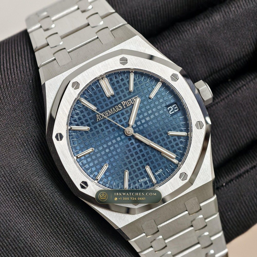 Audemars Piguet Royal Oak Selfwinding 41mm Chronometer Regulated Spec Ref. 15510ST — Studio Gallery Plate III in 904L Stainless Steel Custom Architecture (166.4g Verified Mass, Audemars Piguet Cal. 4302 - 70h Power Reserve)