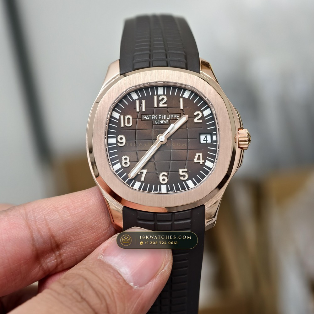 Patek Philippe Aquanaut Extra-Large Self-Winding 18K Rose Gold Chronometer Regulated Spec Ref. 5167R — Studio Gallery Plate II in 18K Rose Gold Au750 (108.2g Verified Mass, Patek Philippe Cal. 324 S C - 21K Gold Rotor)