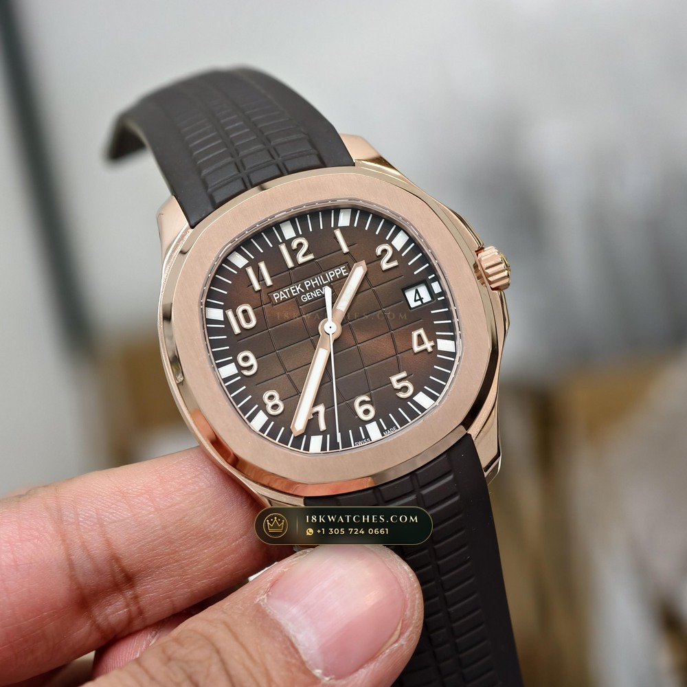 Patek Philippe Aquanaut Extra-Large Self-Winding 18K Rose Gold Chronometer Regulated Spec Ref. 5167R — Studio Gallery Plate III in 18K Rose Gold Au750 (108.2g Verified Mass, Patek Philippe Cal. 324 S C - 21K Gold Rotor)