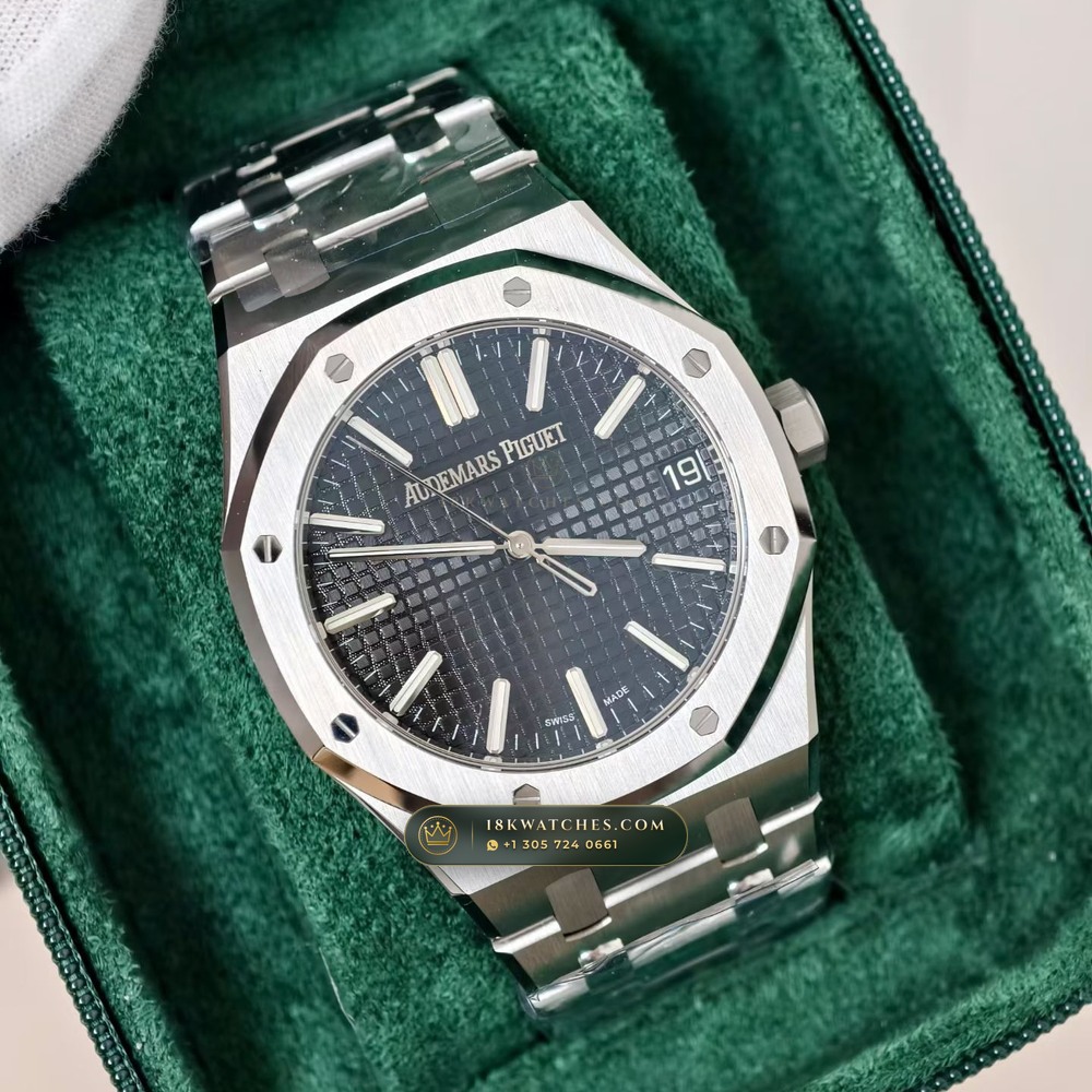 Audemars Piguet Royal Oak Selfwinding 41mm Free-Sprung Calibre Ref. 15510ST — Studio Gallery Plate II in 904L Stainless Steel Custom Architecture (166.5g Verified Mass, Audemars Piguet Cal. 4302 - 70h Power Reserve)