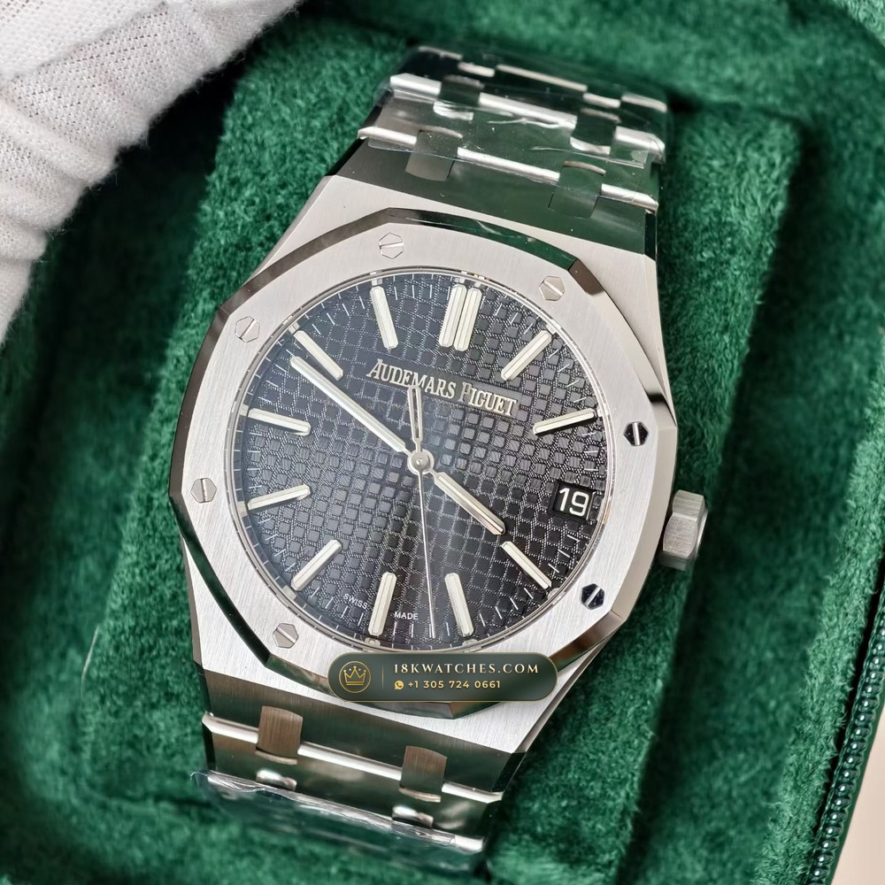 Audemars Piguet Royal Oak Selfwinding 41mm Free-Sprung Calibre Ref. 15510ST — Studio Gallery Plate III in 904L Stainless Steel Custom Architecture (166.5g Verified Mass, Audemars Piguet Cal. 4302 - 70h Power Reserve)