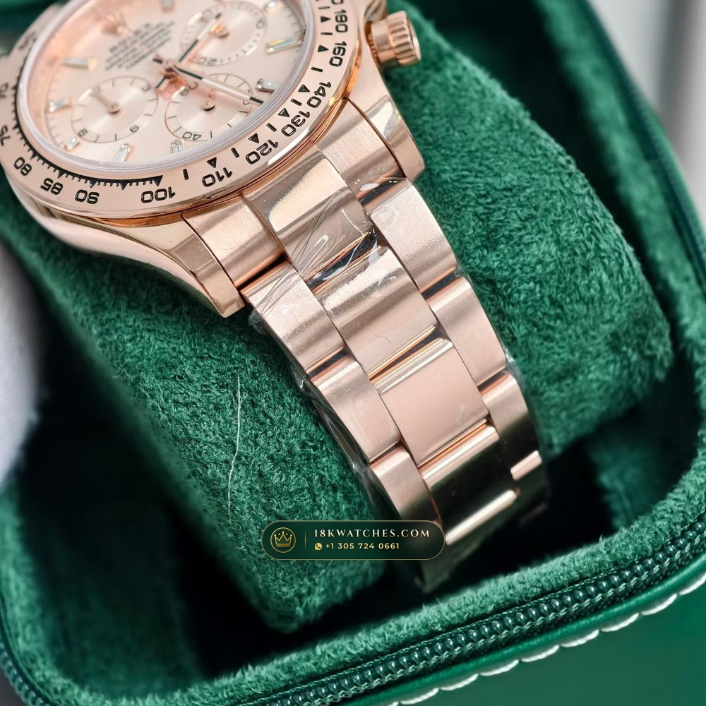 Rolex Cosmograph Daytona 18K Everose Gold Hand-Finished Buff Dial Deep Crystal Optics Ref. 116505 — Studio Gallery Plate V in 18K Rose Gold Au750 (216.1g Verified Mass, Rolex Manufacture Cal. 4130 - 72h Power Reserve)