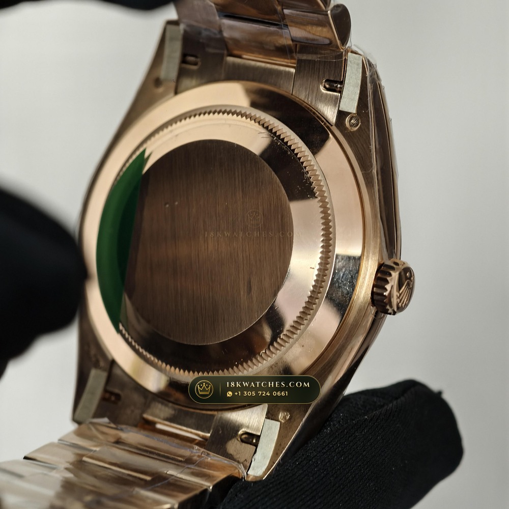 Rolex Day-Date 40 18K Everose Gold Chronometer Regulated Spec Ref. 228235 — Studio Gallery Plate V in 18K Rose Gold Au750 (210.4g Verified Mass, Rolex Manufacture Cal. 3255 - 70h Power Reserve)