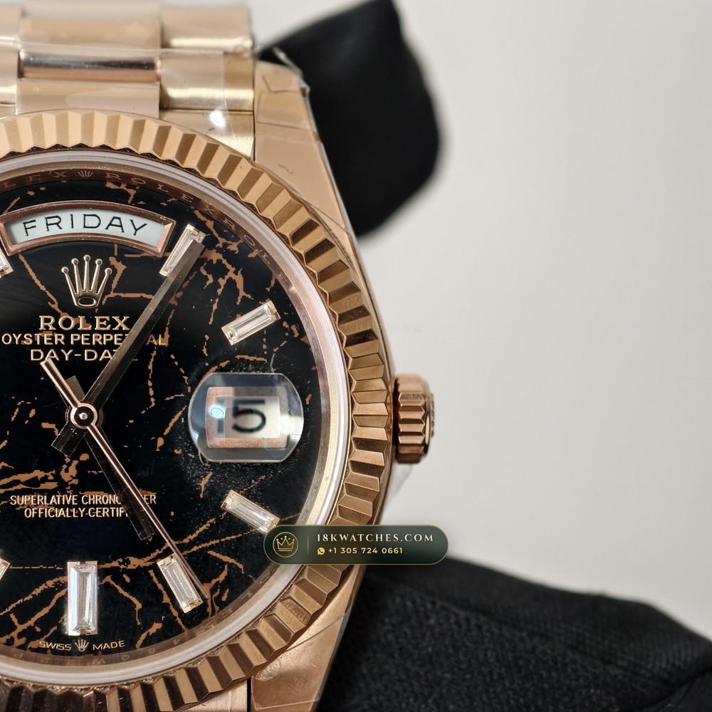 Rolex Day-Date 40 Eisenkiesel Natural Stone Dial 18K Everose Gold Ref. 228235 — Studio Gallery Plate IV in 18K Rose Gold Au750 (210.4g Verified Mass, Rolex Manufacture Cal. 3255 - 70h Power Reserve)
