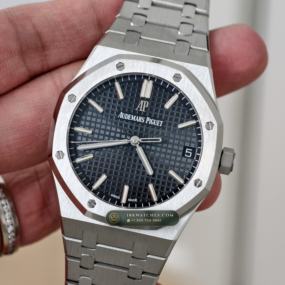 Audemars Piguet Royal Oak Selfwinding 41mm Custom Tapestry Dial Deep Crystal Optics Ref. 15500ST — Studio Gallery Plate IV in 904L Stainless Steel Custom Architecture (166.5g Verified Mass, Audemars Piguet Cal. 4302 - 70h Power Reserve)