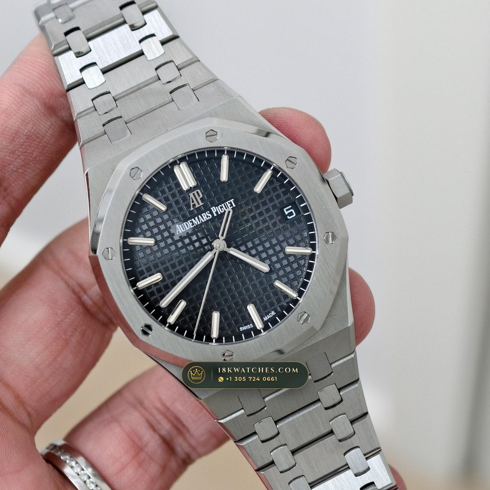 Audemars Piguet Royal Oak Selfwinding 41mm Custom Tapestry Dial Deep Crystal Optics Ref. 15500ST — Studio Gallery Plate V in 904L Stainless Steel Custom Architecture (166.5g Verified Mass, Audemars Piguet Cal. 4302 - 70h Power Reserve)