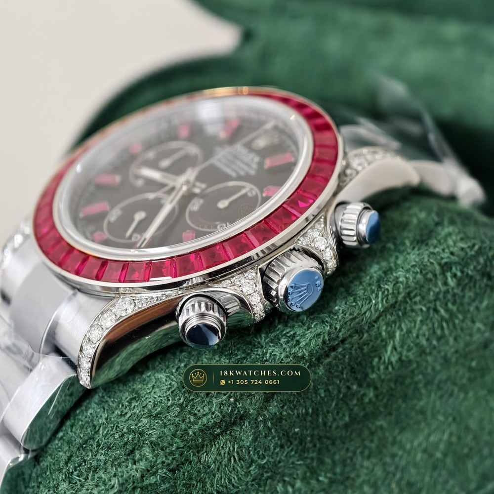Rolex Cosmograph Daytona Baguette Ruby Bezel 18K White Gold Ref. 126599TRU — Studio Gallery Plate V in 18K White Gold Au750 (216.8g Verified Mass, Rolex Manufacture Cal. 4131 - 72h Power Reserve)