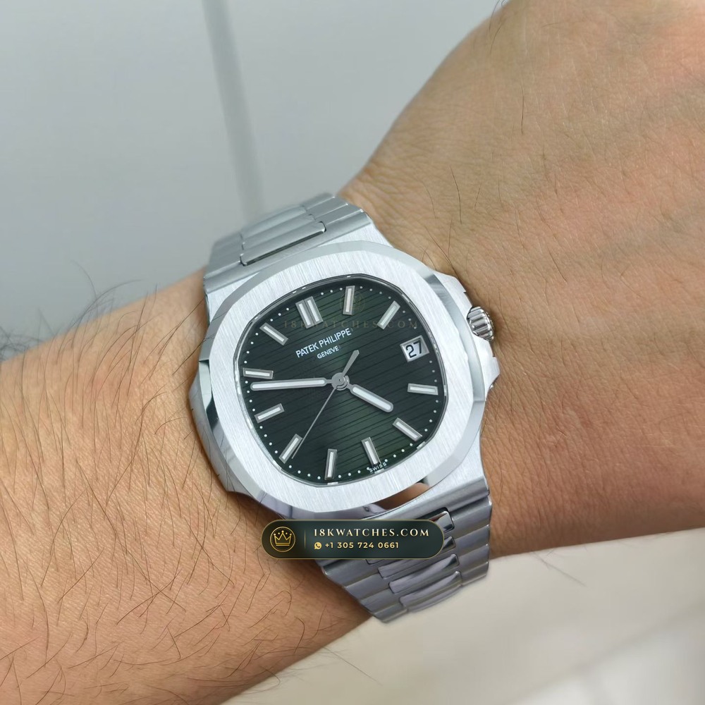 Patek Philippe Nautilus Self-Winding Ref. 5711/1A-014 — Studio Gallery Plate IX in 904L Stainless Steel Custom Architecture (115.3g Verified Mass, Patek Philippe Cal. 26-330 S C / Cal. 324 S C - 21K Gold Rotor)