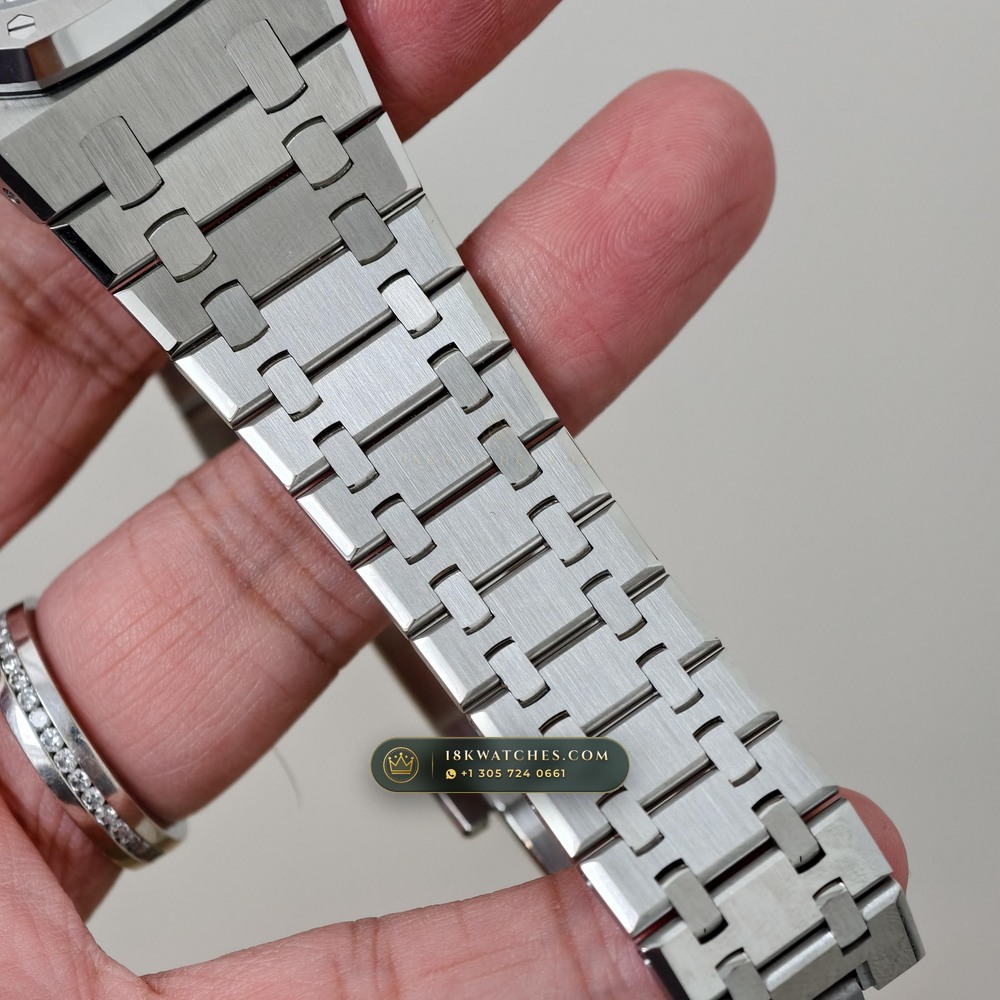 Audemars Piguet Royal Oak Selfwinding 41mm Hand-Chamfered Bevel Spec Ref. 15510ST — Studio Gallery Plate IX in 904L Stainless Steel Custom Architecture (166.8g Verified Mass, Audemars Piguet Cal. 4302 - 70h Power Reserve)