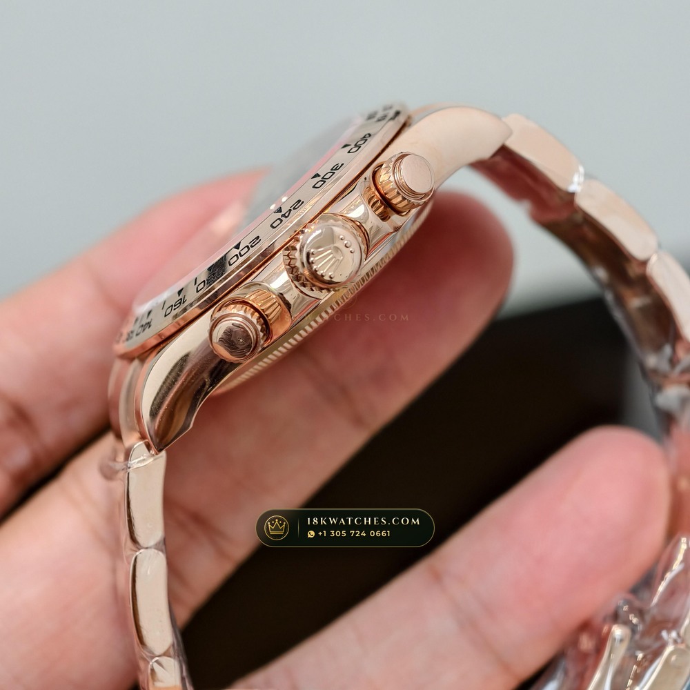 Rolex Cosmograph Daytona 18K Everose Gold Master Watchmaker Spec Ref. 126505 — Studio Gallery Plate V in 18K Rose Gold Au750 (216.8g Verified Mass, Rolex Manufacture Cal. 4131 - 72h Power Reserve)
