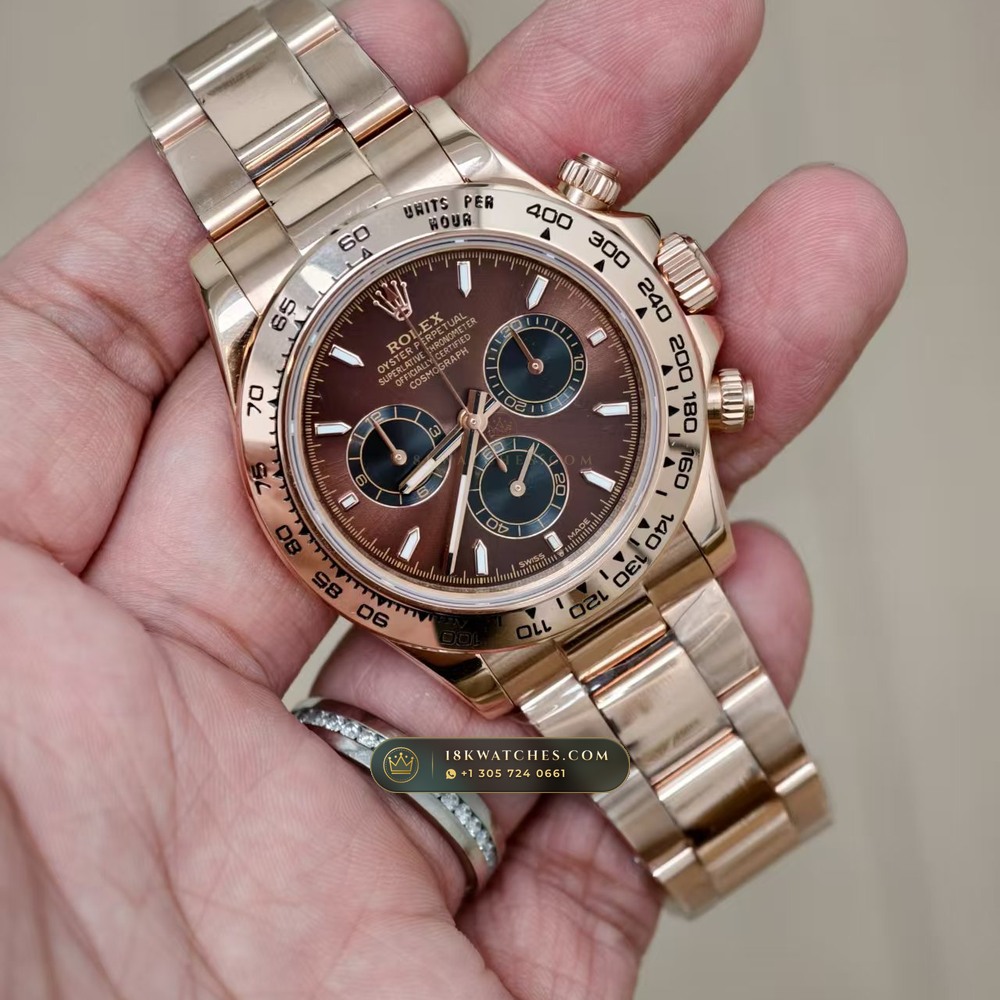 Rolex Cosmograph Daytona 18K Everose Gold Master Watchmaker Spec Ref. 126505 — Studio Gallery Plate VIII in 18K Rose Gold Au750 (216.8g Verified Mass, Rolex Manufacture Cal. 4131 - 72h Power Reserve)