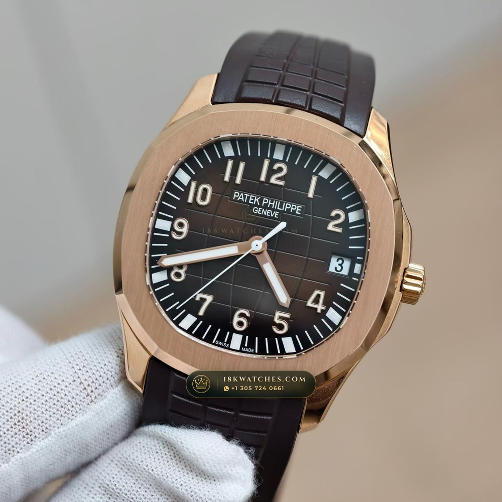 Patek Philippe Aquanaut Extra-Large Self-Winding 18K Rose Gold Sapphire Caseback Spec Ref. 5167R — Studio Gallery Plate II in 18K Rose Gold Au750 (108.2g Verified Mass, Patek Philippe Cal. 324 S C - 21K Gold Rotor)