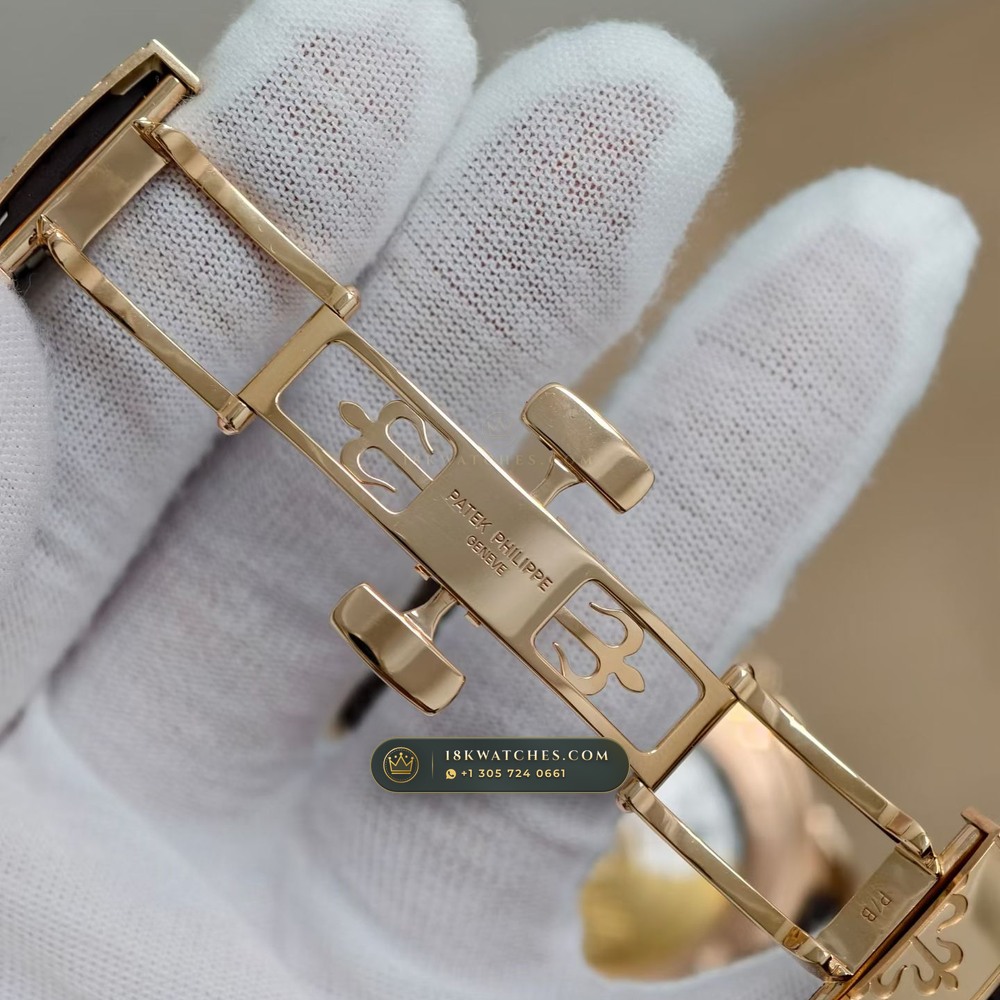 Patek Philippe Aquanaut Extra-Large Self-Winding 18K Rose Gold Sapphire Caseback Spec Ref. 5167R — Studio Gallery Plate VI in 18K Rose Gold Au750 (108.2g Verified Mass, Patek Philippe Cal. 324 S C - 21K Gold Rotor)