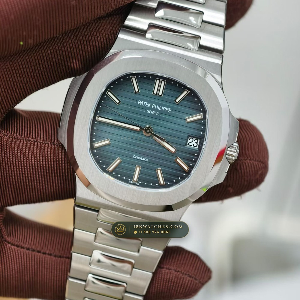 Patek Philippe Nautilus Self-Winding Ref. 5711/1A-010 — Studio Gallery Plate III in 904L Stainless Steel Custom Architecture (115.2g Verified Mass, Patek Philippe Cal. 26-330 S C / Cal. 324 S C - 21K Gold Rotor)