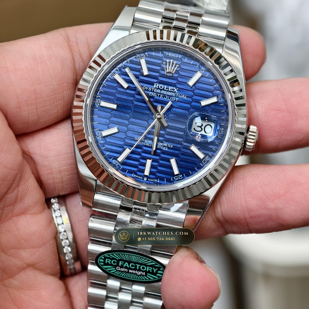 Rolex Datejust 41 Geneva Atelier Spec Ref. 126331 — Studio Gallery Plate II in 18K Gold & 904L Oystersteel Rolesor (150.7g Verified Mass, Rolex Manufacture Cal. 3235 - 70h Power Reserve)