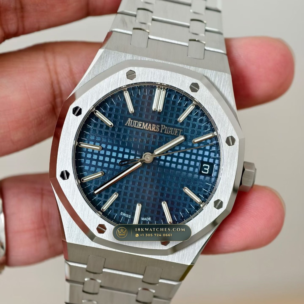 Audemars Piguet Royal Oak Selfwinding 41mm Sapphire Caseback Spec Ref. 15510ST — Studio Gallery Plate II in 904L Stainless Steel Custom Architecture (166.1g Verified Mass, Audemars Piguet Cal. 4302 - 70h Power Reserve)