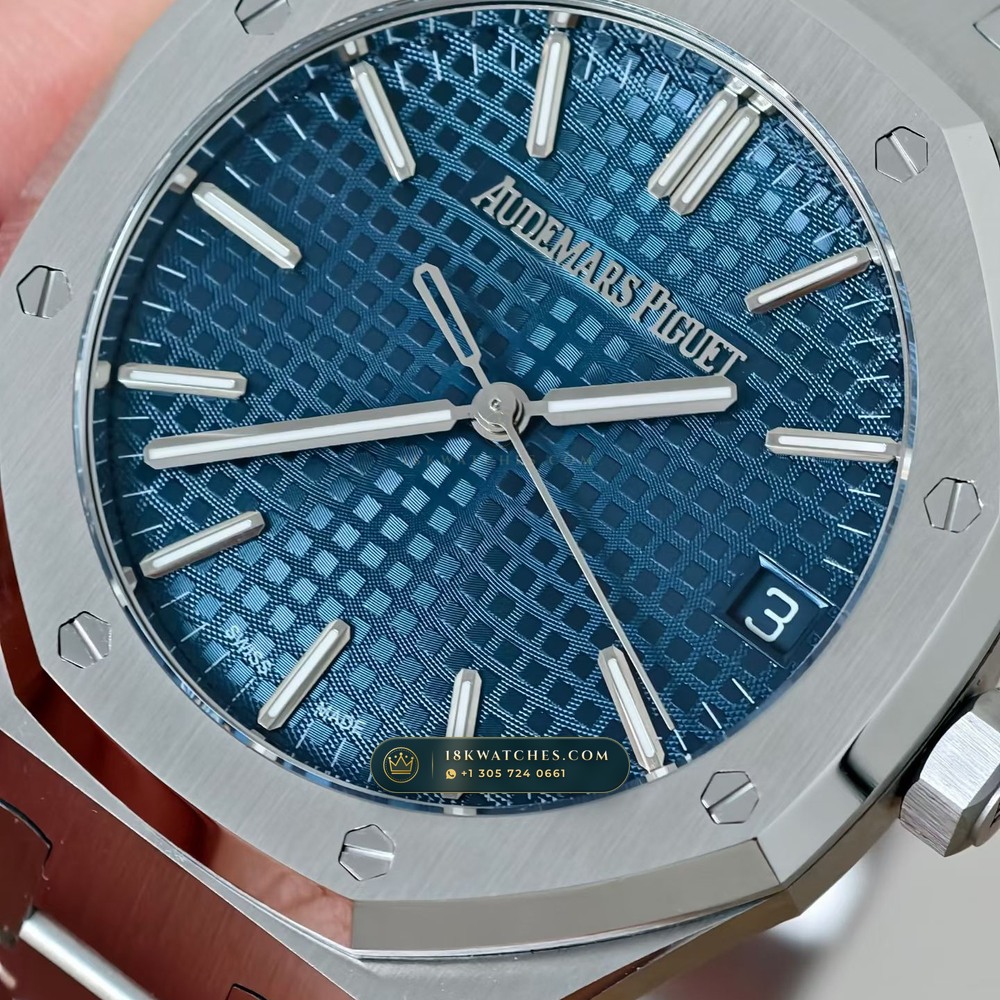 Audemars Piguet Royal Oak Selfwinding 41mm Sapphire Caseback Spec Ref. 15510ST — Studio Gallery Plate IV in 904L Stainless Steel Custom Architecture (166.1g Verified Mass, Audemars Piguet Cal. 4302 - 70h Power Reserve)
