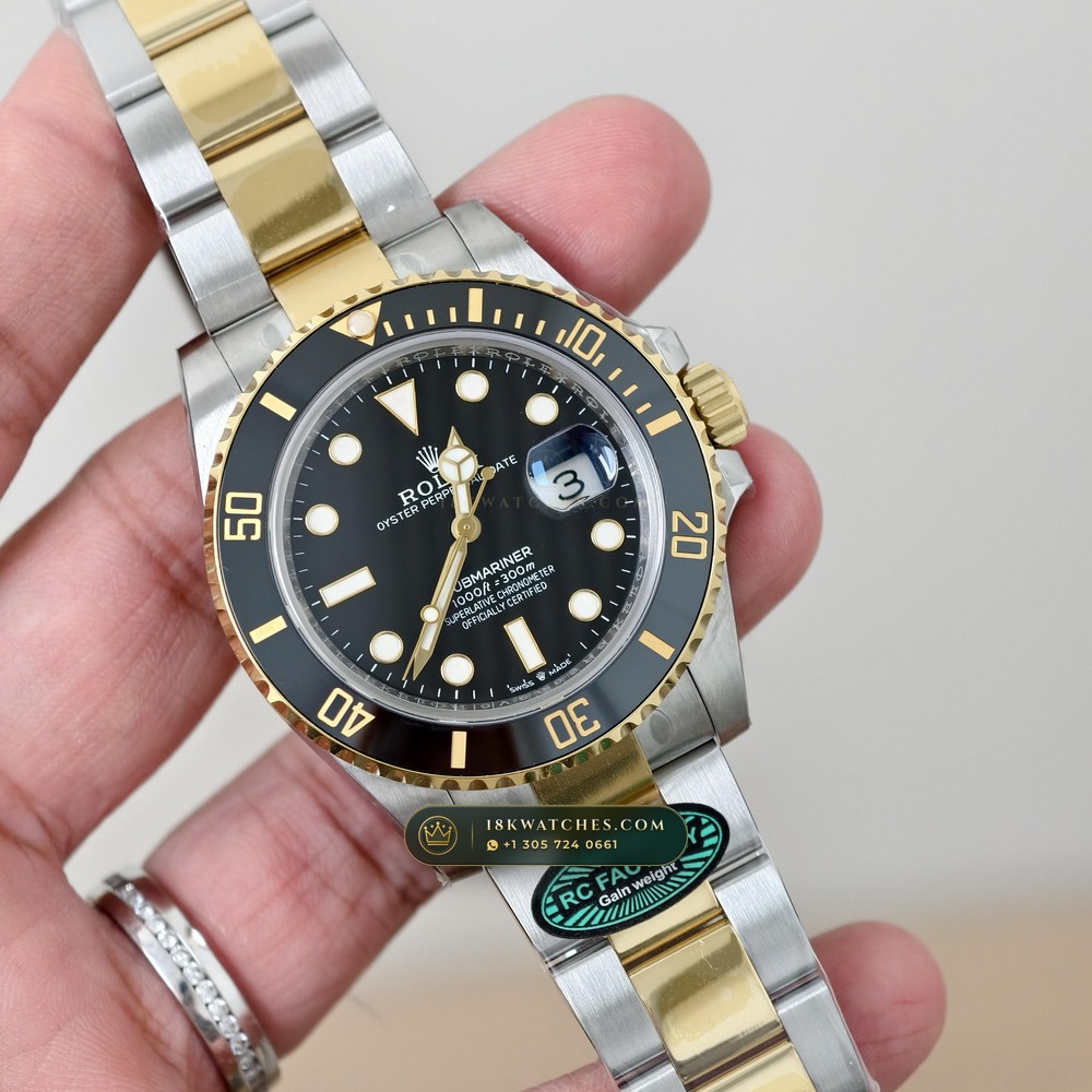 Rolex Submariner Date Geneva Atelier Spec Ref. 126613LN — Studio Gallery Plate II in 904L Stainless Steel Custom Architecture (174.9g Verified Mass, Rolex Manufacture Cal. 3235 - 70h Power Reserve)