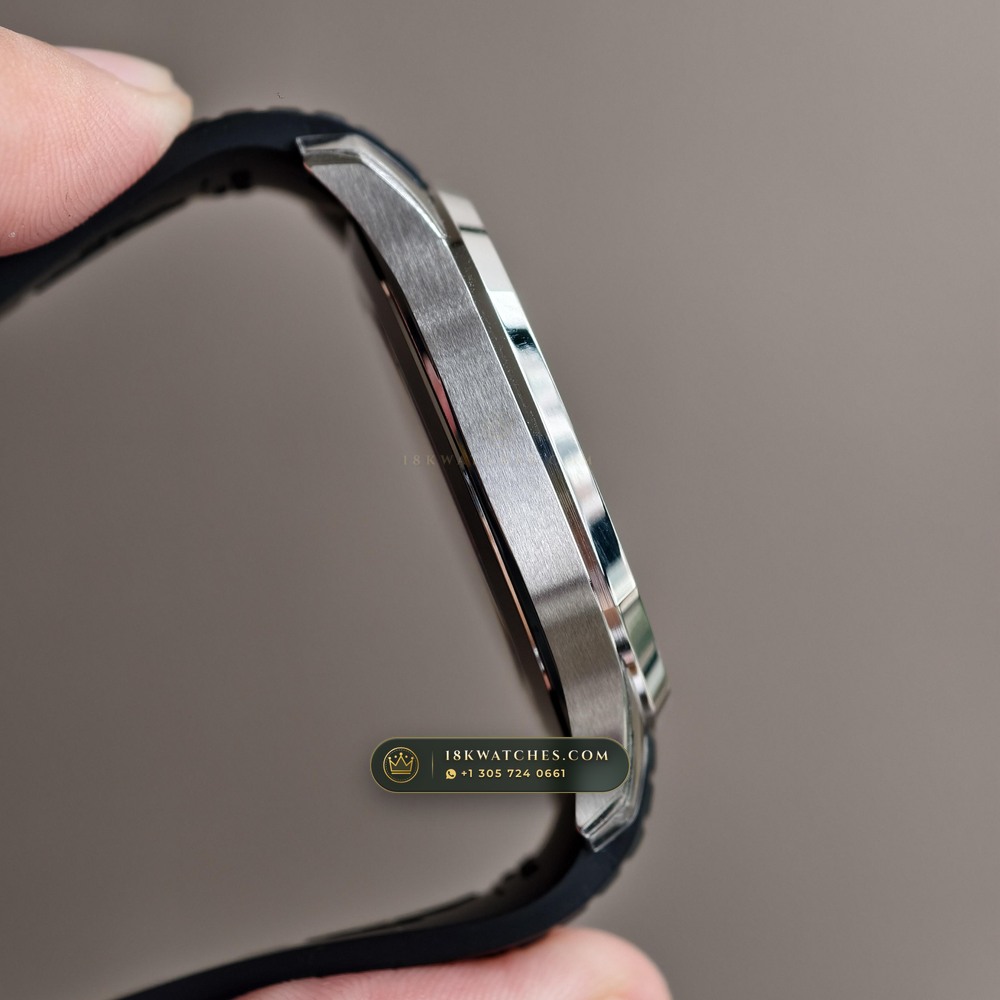 Patek Philippe Aquanaut Extra-Large Self-Winding Ref. 5167A — Studio Gallery Plate IV in 904L Stainless Steel Custom Architecture (79.9g Verified Mass, Patek Philippe Cal. 324 S C - 21K Gold Rotor)