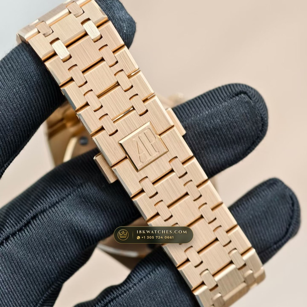 Audemars Piguet Royal Oak Selfwinding Chronograph 41mm 18K Rose Gold Ref. 26331OR — Studio Gallery Plate VI in 18K Rose Gold Au750 (246.2g Verified Mass, Audemars Piguet Cal. 2385 Column-Wheel Chronograph)