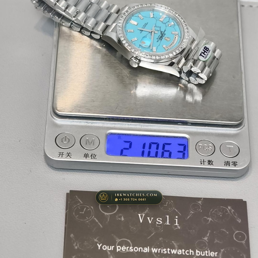 Rolex Day-Date 40 Natural Turquoise Dial Diamond-Set Bezel 18K Everose Gold Ref. 228235 — Studio Gallery Plate VIII in 18K Rose Gold Au750 (210.6g Verified Mass, Rolex Manufacture Cal. 3255 - 70h Power Reserve)
