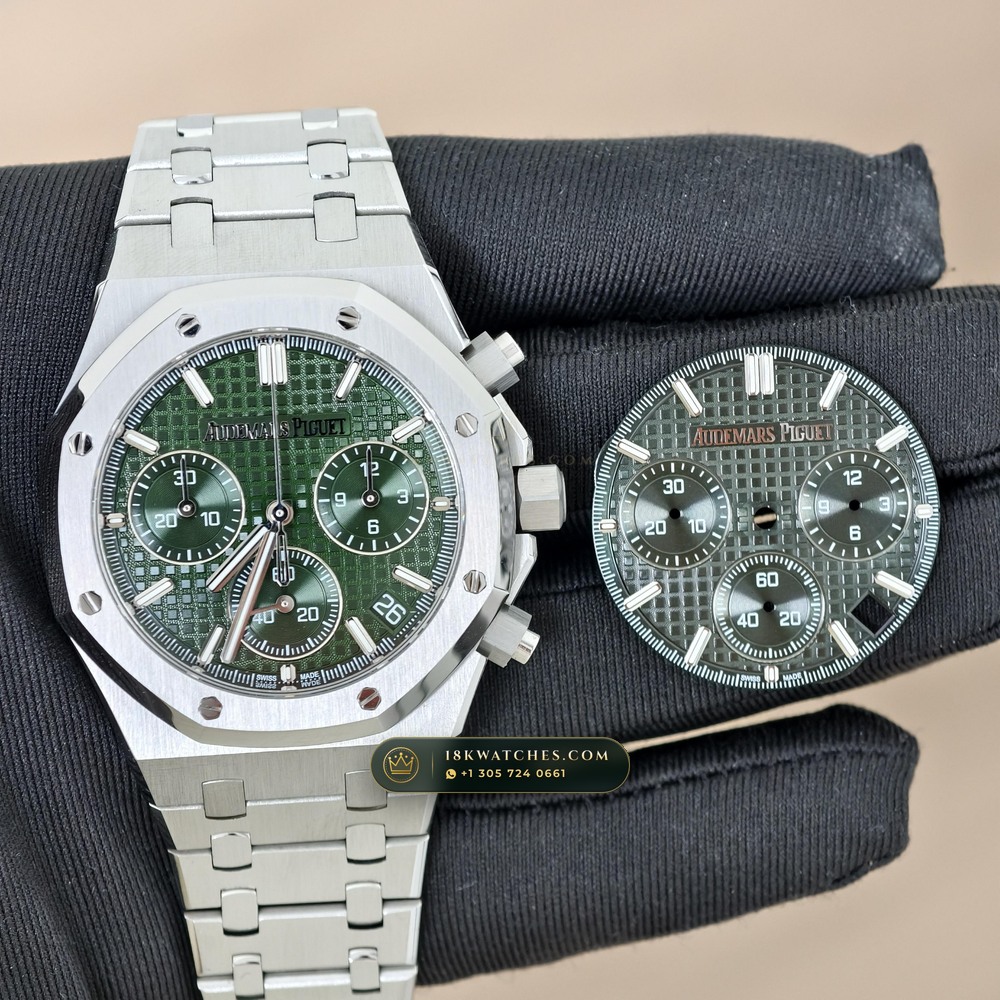 Audemars Piguet Royal Oak Selfwinding Chronograph 41mm Hand-Chamfered Bevel Spec Ref. 26240ST