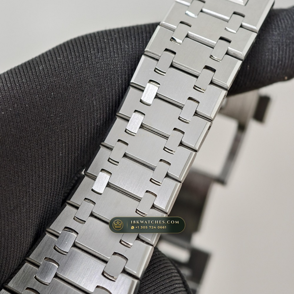 Audemars Piguet Royal Oak Selfwinding Chronograph 41mm Hand-Chamfered Bevel Spec Ref. 26240ST — Studio Gallery Plate VIII in 904L Stainless Steel Custom Architecture (180.3g Verified Mass, Audemars Piguet Cal. 4401 Flyback Chronograph)