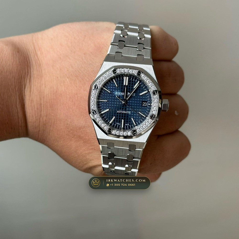 Audemars Piguet Royal Oak Selfwinding 37mm Diamond-Set Bezel Ref. 15450ST — Studio Gallery Plate V in 904L Stainless Steel Custom Architecture (132.1g Verified Mass, Audemars Piguet Cal. 3120 / Cal. 5900)