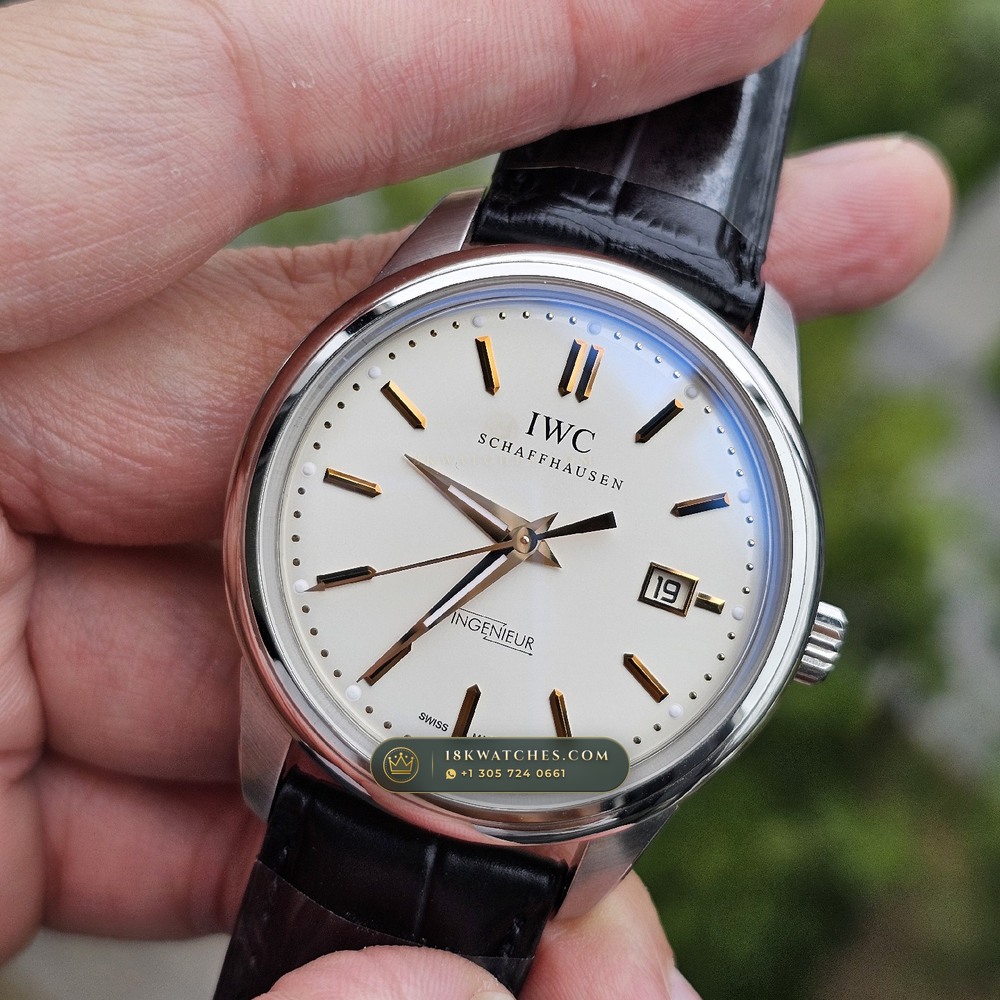 IWC Schaffhausen IWC Ingenieur Automatic SL Jumbo 42.5mm Cal. 80111 Ref. IW322701 — Studio Gallery Plate II in 904L Stainless Steel Custom Architecture (208.8g Verified Mass, IWC Manufacture Cal. 69355 / Cal. 52010)