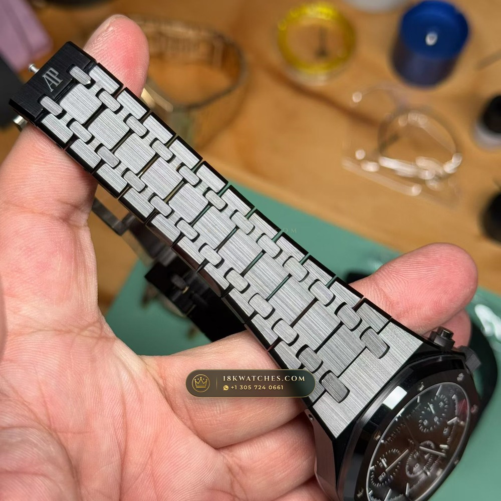 Audemars Piguet Royal Oak Selfwinding Chronograph 41mm Ref. 26240CE.OO.1225CE.98 — Studio Gallery Plate II in High-Tech Ceramic & Titanium (149.6g Verified Mass, Audemars Piguet Cal. 4401 Flyback Chronograph)