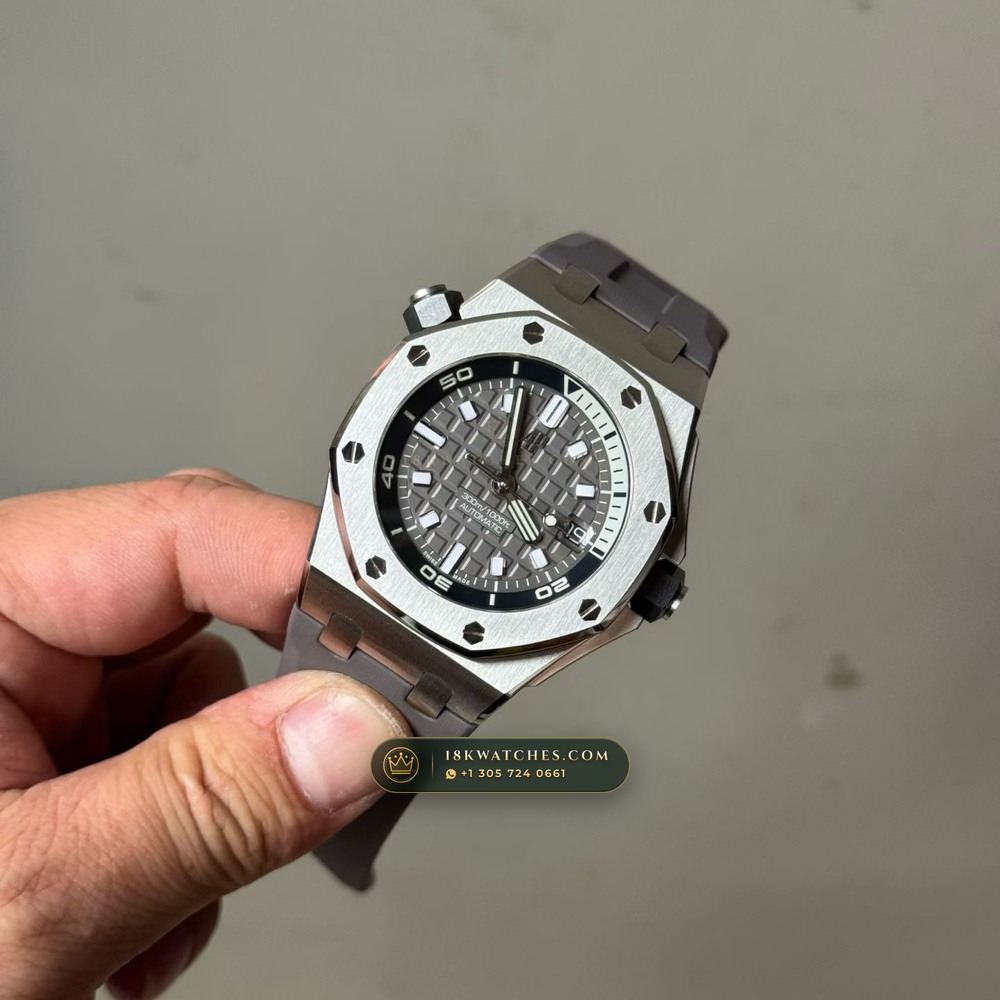 Audemars Piguet Royal Oak Offshore Diver 42mm Ref. 15720ST — Studio Gallery Plate II in 904L Stainless Steel Custom Architecture (168.4g Verified Mass, Audemars Piguet Cal. 4308 / Cal. 3120)