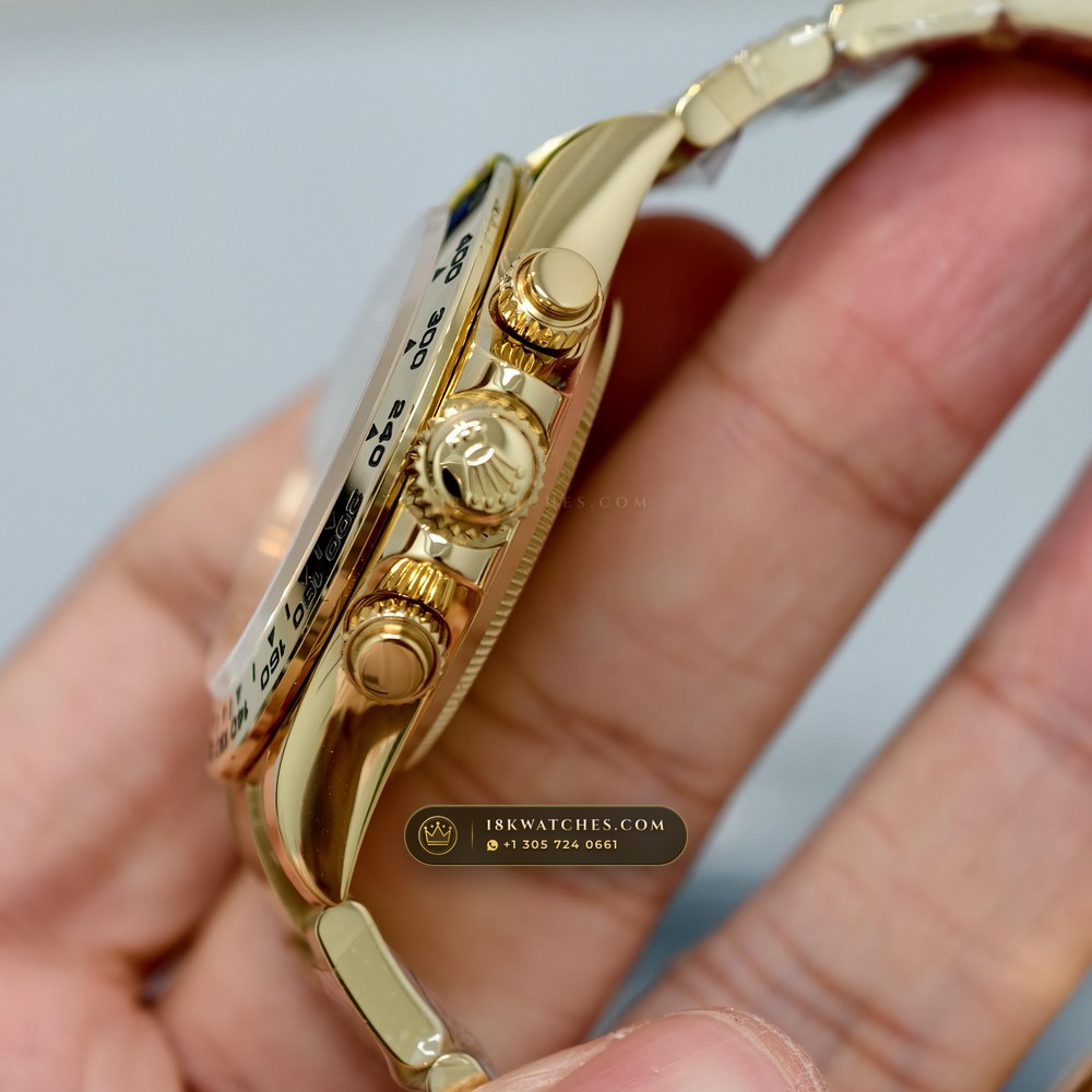 Rolex Cosmograph Daytona 18K Yellow Gold Deep Crystal Optics Ref. 116508 — Studio Gallery Plate IV in 18K Yellow Gold Au750 (216.8g Verified Mass, Rolex Manufacture Cal. 4130 - 72h Power Reserve)