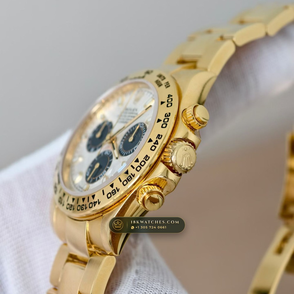 Rolex Cosmograph Daytona 18K Yellow Gold Hand-Finished Buff Dial Deep Crystal Optics Ref. 116508 — Studio Gallery Plate IV in 18K Yellow Gold Au750 (216.4g Verified Mass, Rolex Manufacture Cal. 4130 - 72h Power Reserve)
