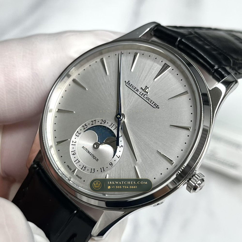 Jaeger-LeCoultre Master Ultra Thin Moonphase 39mm Free-Sprung Cal. 925 Ref. Q1368430 — Studio Gallery Plate IV in 904L Stainless Steel Custom Architecture (68.5g Verified Mass, Jaeger-LeCoultre Manufacture Cal. 925 / Cal. 899)