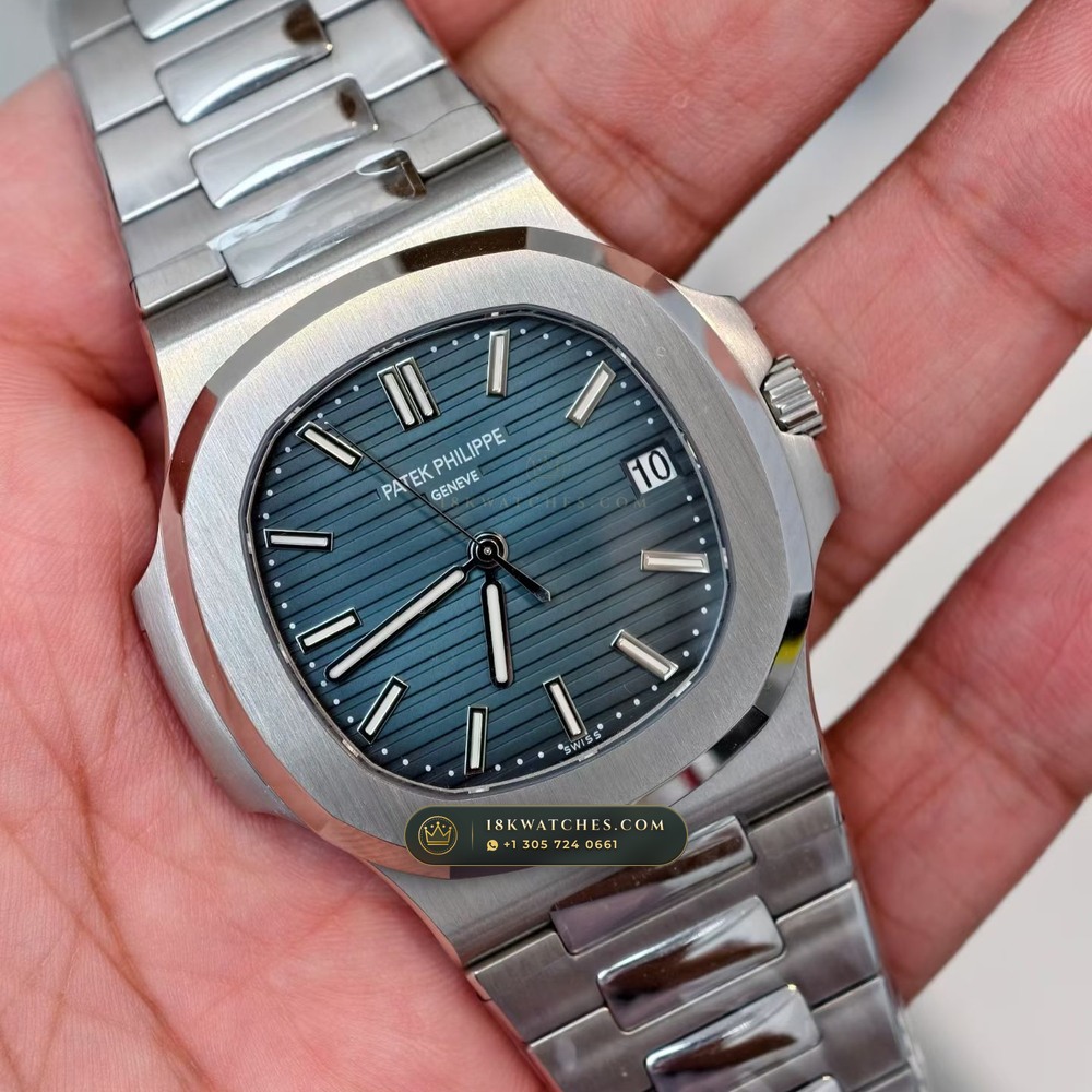 Patek Philippe Nautilus Self-Winding Sapphire Caseback Spec Ref. 5711A — Studio Gallery Plate II in 904L Stainless Steel Custom Architecture (115.4g Verified Mass, Patek Philippe Cal. 26-330 S C / Cal. 324 S C - 21K Gold Rotor)