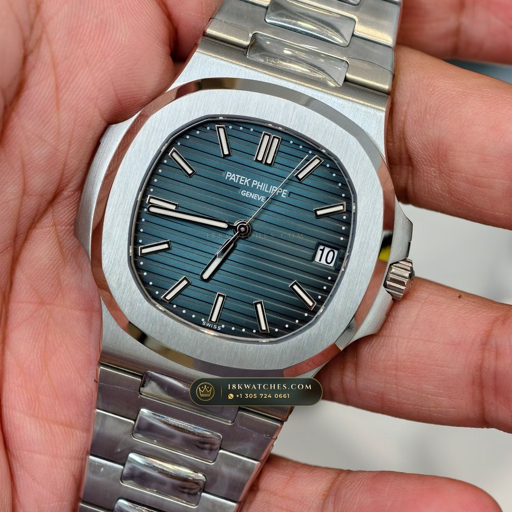 Patek Philippe Nautilus Self-Winding Sapphire Caseback Spec Ref. 5711A — Studio Gallery Plate III in 904L Stainless Steel Custom Architecture (115.4g Verified Mass, Patek Philippe Cal. 26-330 S C / Cal. 324 S C - 21K Gold Rotor)