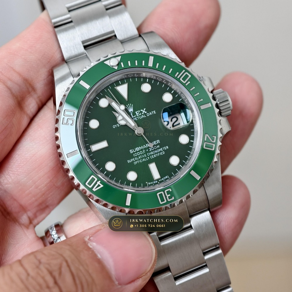 Rolex Submariner Date Hulk Sunburst Green Dial Ref. 116610LV — Studio Gallery Plate III in 904L Stainless Steel Custom Architecture (156.7g Verified Mass, Rolex Manufacture Cal. 3135)