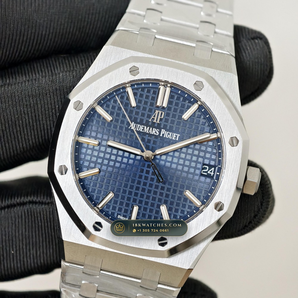 Audemars Piguet Royal Oak Selfwinding 41mm Custom Tapestry Dial Free-Sprung Calibre Ref. 15500ST — Studio Gallery Plate III in 904L Stainless Steel Custom Architecture (166.4g Verified Mass, Audemars Piguet Cal. 4302 - 70h Power Reserve)