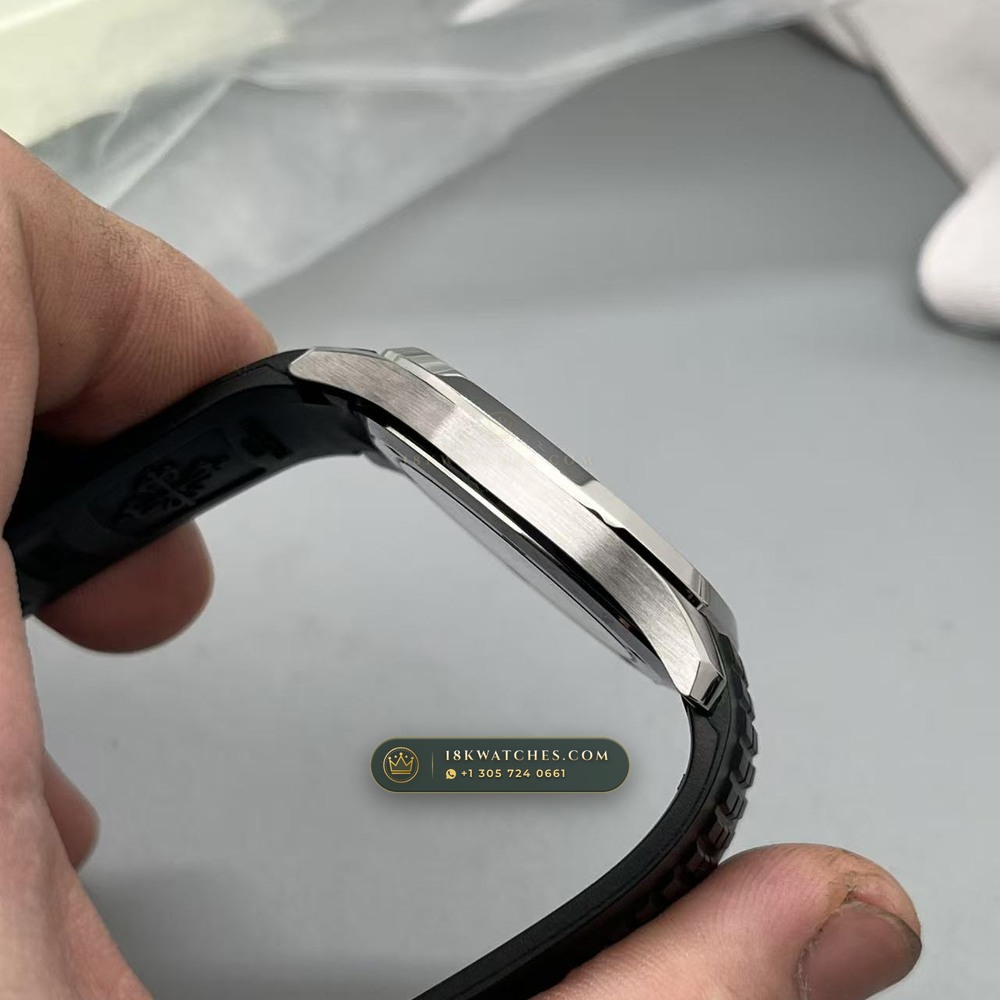 Patek Philippe Aquanaut Extra-Large Self-Winding Sapphire Caseback Spec Ref. 5167A — Studio Gallery Plate IX in 904L Stainless Steel Custom Architecture (79.1g Verified Mass, Patek Philippe Cal. 324 S C - 21K Gold Rotor)