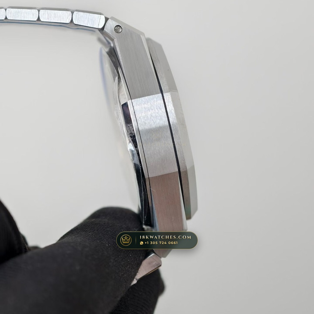 Audemars Piguet Royal Oak Selfwinding Chronograph 41mm Free-Sprung Calibre Ref. 26240ST.OO.1320ST.08 — Studio Gallery Plate IV in 904L Stainless Steel Custom Architecture (180.3g Verified Mass, Audemars Piguet Cal. 4401 Flyback Chronograph)