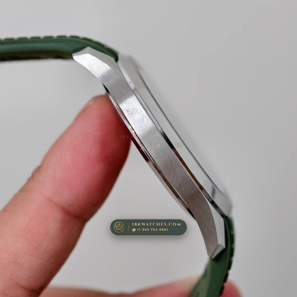 Patek Philippe Aquanaut Jumbo 42.2mm 18K White Gold Geneva Atelier Spec Ref. 5168G — Studio Gallery Plate V in 18K White Gold Au750 (120.9g Verified Mass, Patek Philippe Cal. 324 S C - 21K Gold Rotor)