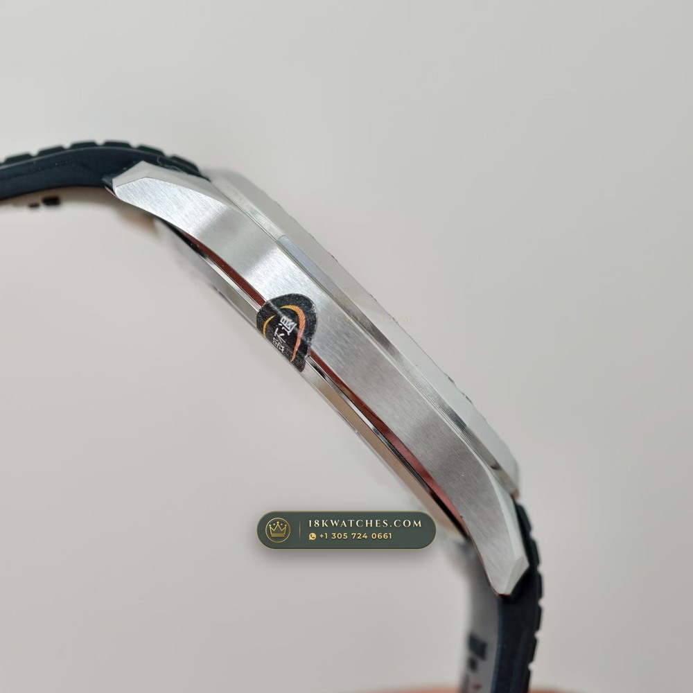 Patek Philippe Aquanaut Extra-Large Self-Winding Diamond-Set Bezel Geneva Atelier Spec Ref. 5167A — Studio Gallery Plate V in 904L Stainless Steel Custom Architecture (79.8g Verified Mass, Patek Philippe Cal. 324 S C - 21K Gold Rotor)