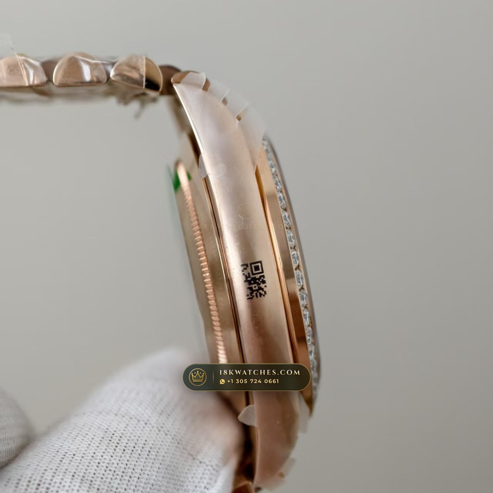 Rolex Day-Date 40 Graduated Ombre Sunray Dial Diamond-Set Bezel 18K Everose Gold Ref. 228235 — Studio Gallery Plate VI in 18K Rose Gold Au750 (210.4g Verified Mass, Rolex Manufacture Cal. 3255 - 70h Power Reserve)