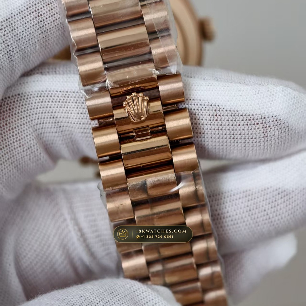 Rolex Day-Date 40 Graduated Ombre Sunray Dial Diamond-Set Bezel 18K Everose Gold Ref. 228235 — Studio Gallery Plate VII in 18K Rose Gold Au750 (210.4g Verified Mass, Rolex Manufacture Cal. 3255 - 70h Power Reserve)