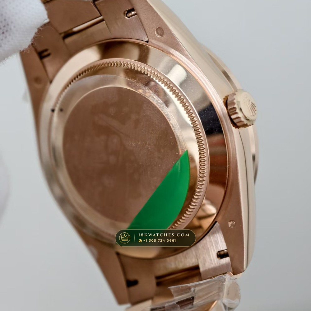 Rolex Day-Date 40 Graduated Ombre Sunray Dial Diamond-Set Bezel 18K Everose Gold Ref. 228235 — Studio Gallery Plate VIII in 18K Rose Gold Au750 (210.4g Verified Mass, Rolex Manufacture Cal. 3255 - 70h Power Reserve)