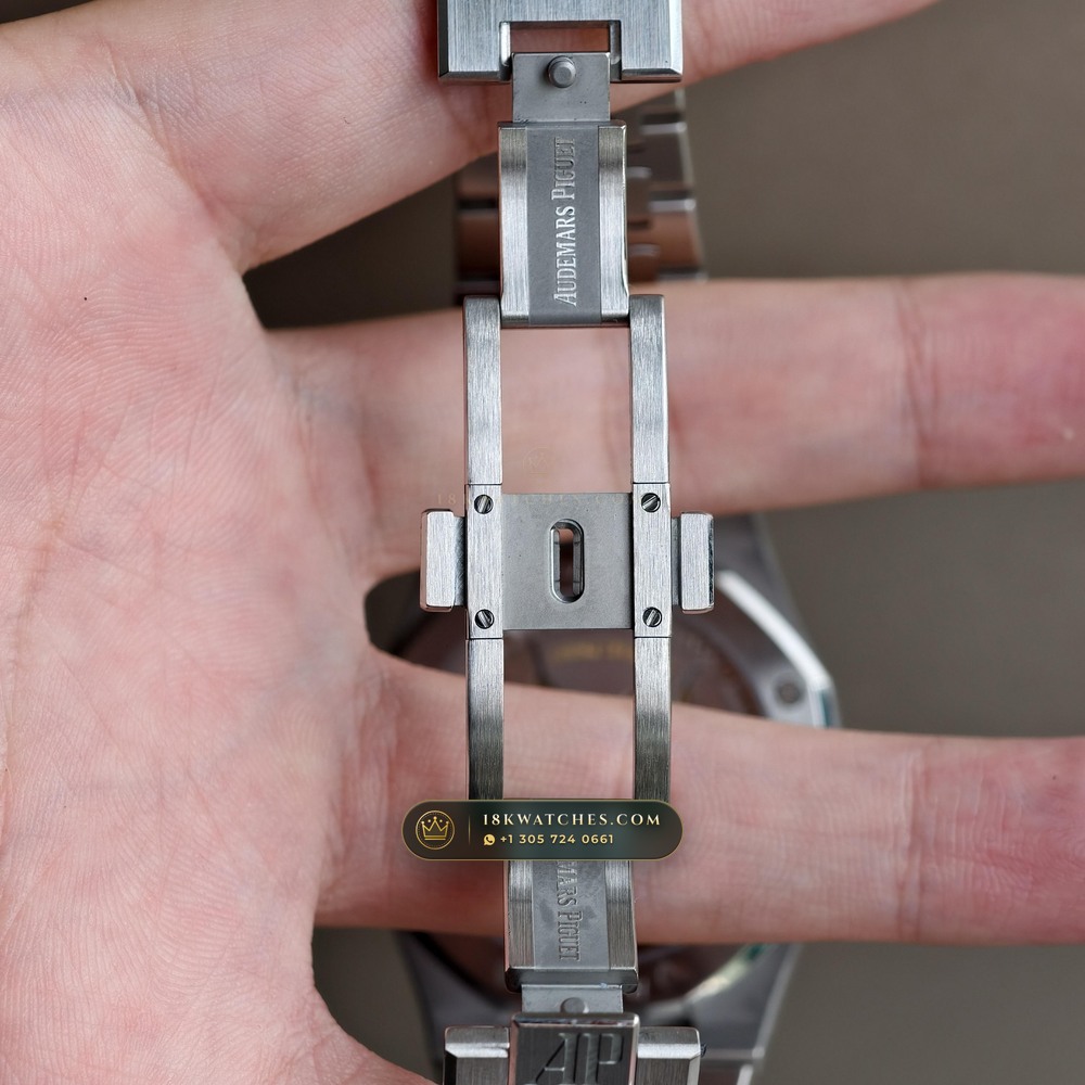 Audemars Piguet Royal Oak Selfwinding 41mm Ref. 15510ST — Studio Gallery Plate IX in 904L Stainless Steel Custom Architecture (166.3g Verified Mass, Audemars Piguet Cal. 4302 - 70h Power Reserve)