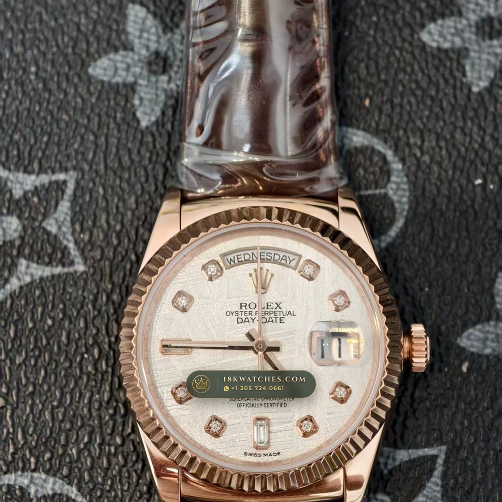 Rolex Day-Date 36 Gibeon Meteorite Dial 18K Everose Gold Ref. 118135 — Studio Gallery Plate IV in 18K Rose Gold Au750 (118.9g Verified Mass, Rolex Manufacture Cal. 3155)